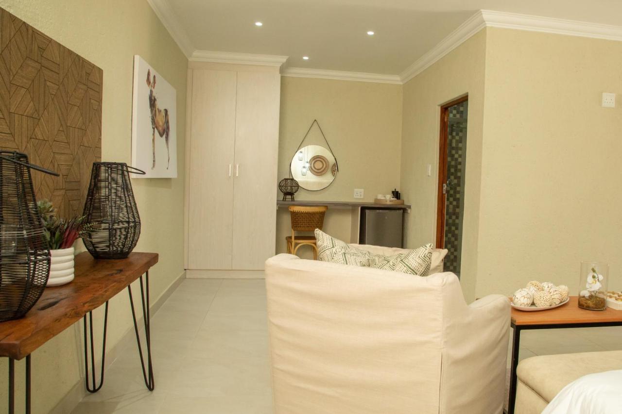Pumbaa Wildlife Park & Accommodation Mbombela Exterior foto