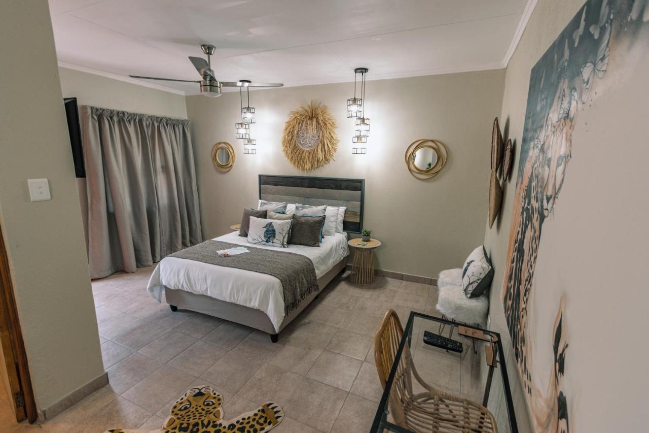 Pumbaa Wildlife Park & Accommodation Mbombela Exterior foto