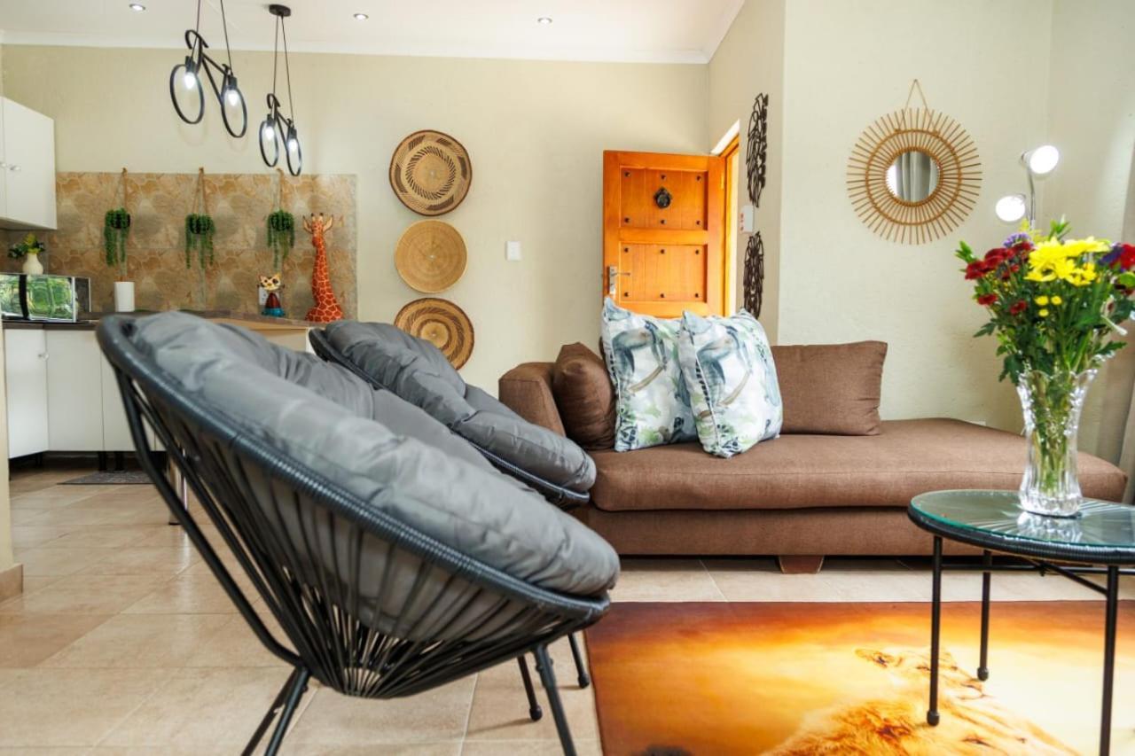 Pumbaa Wildlife Park & Accommodation Mbombela Exterior foto