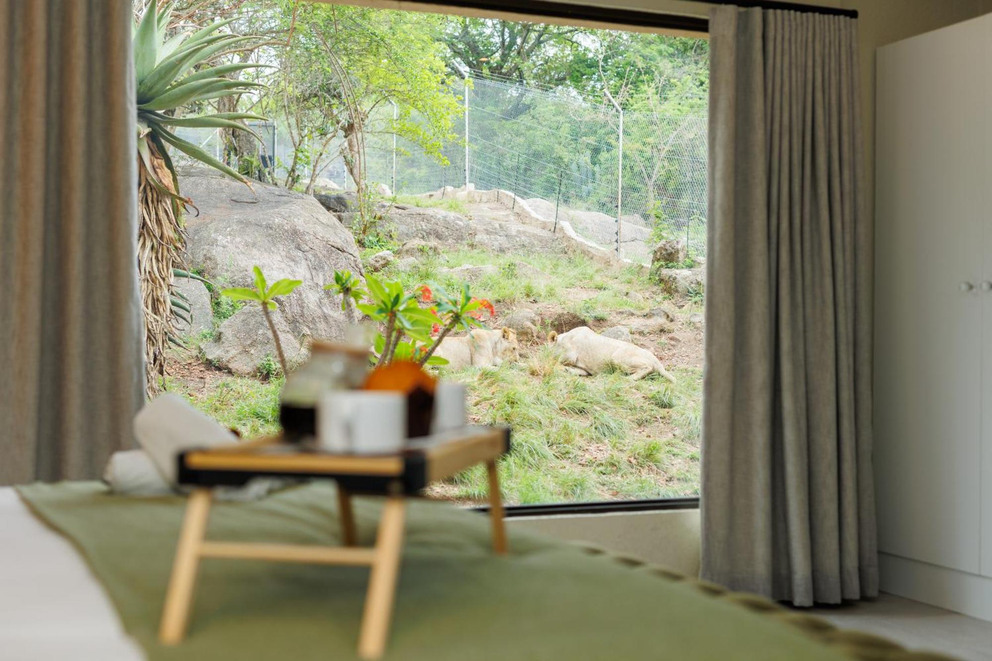 Pumbaa Wildlife Park & Accommodation Mbombela Exterior foto