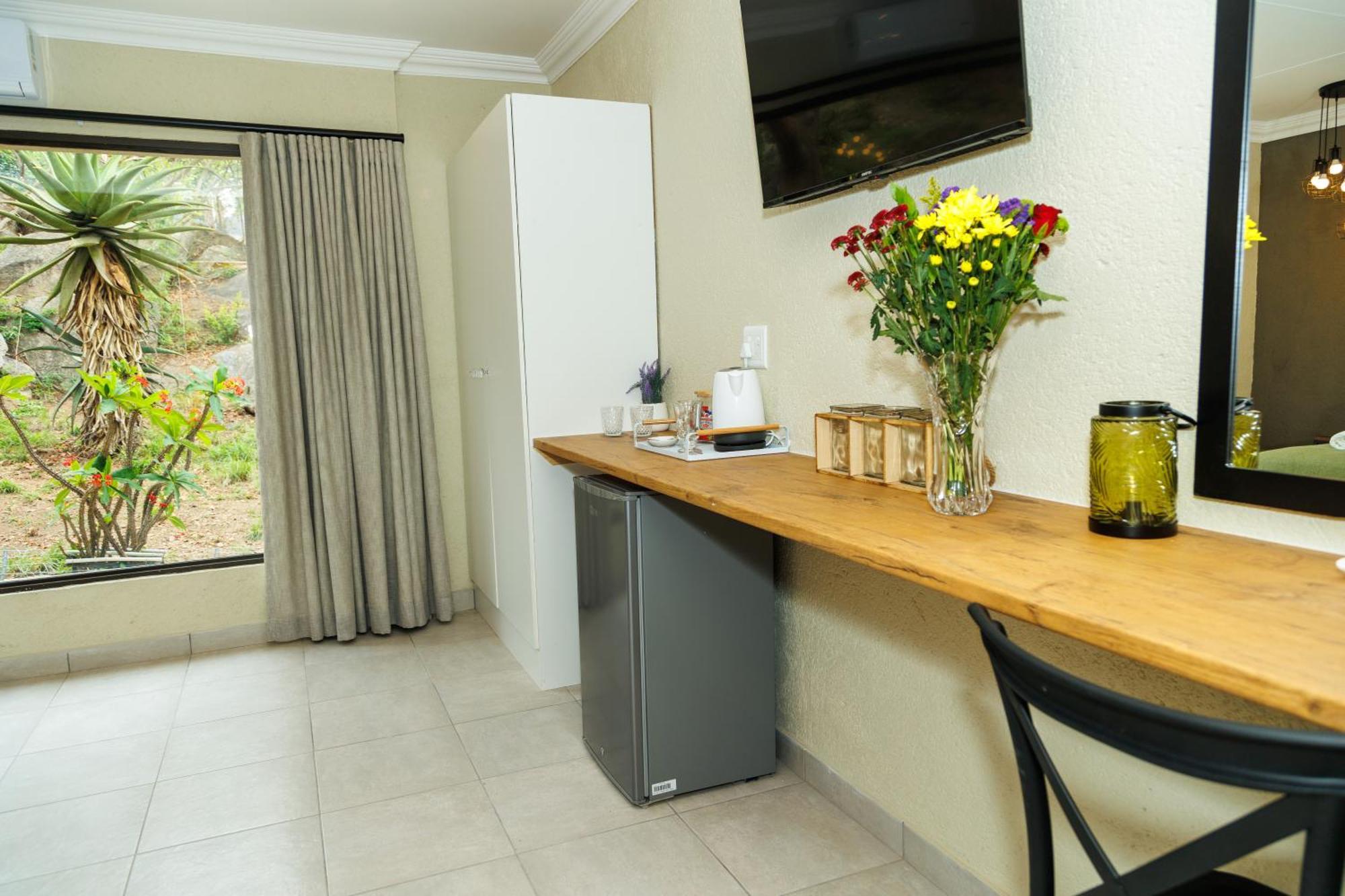 Pumbaa Wildlife Park & Accommodation Mbombela Exterior foto
