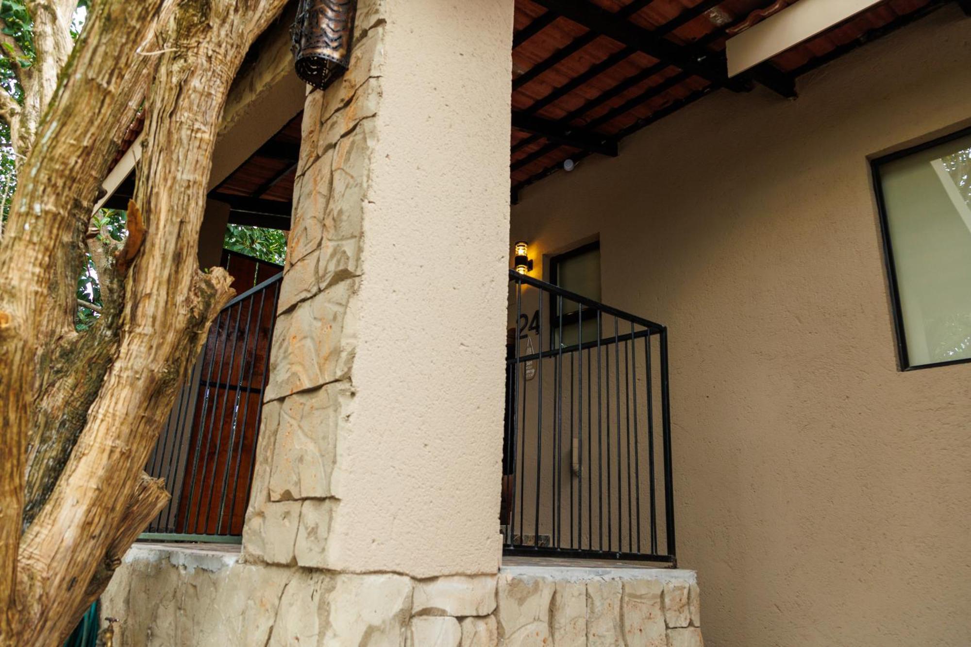 Pumbaa Wildlife Park & Accommodation Mbombela Exterior foto